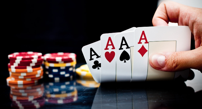 3 das melhores e piores mãos iniciais possíveis no Poker Texas Hold’Em